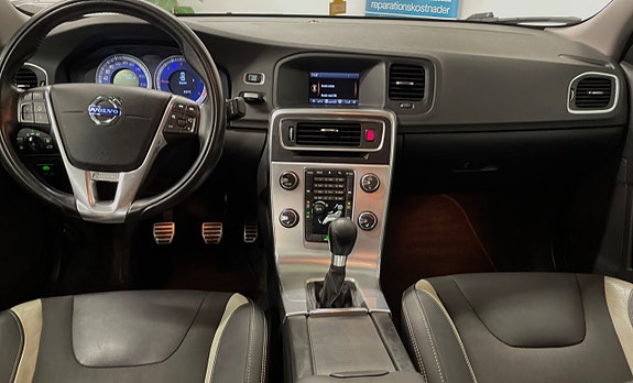 Volvo S60 5 of 5