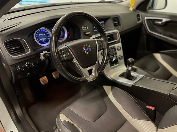 Volvo S60 6 of 11