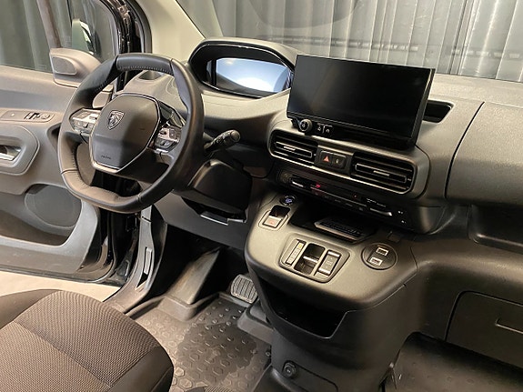 Peugeot Partner 28 of 30