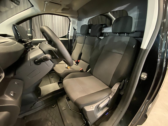 Peugeot Partner 7 of 30