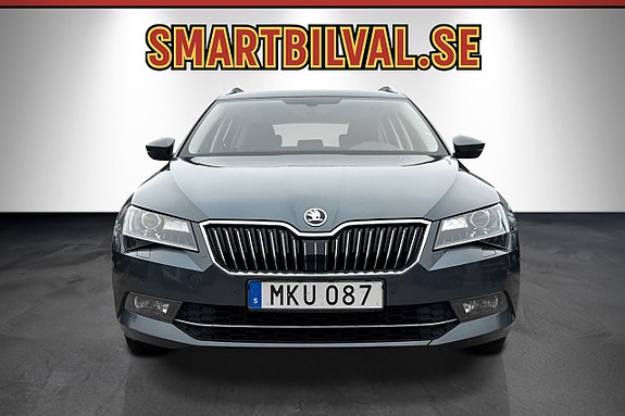 Skoda Superb 2 of 5