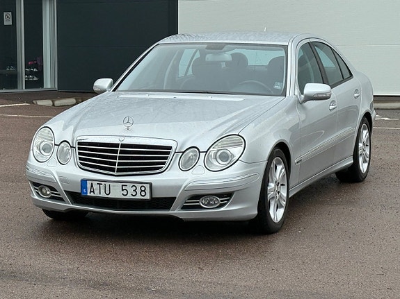 Mercedes-Benz E200