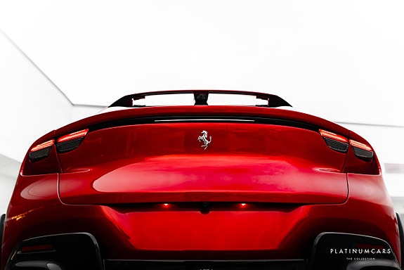 Ferrari Purosangue 27 of 30