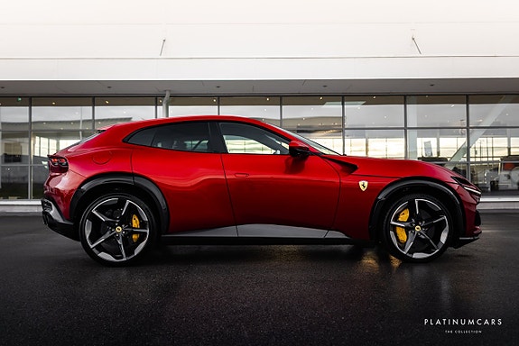 Ferrari Purosangue 21 of 30