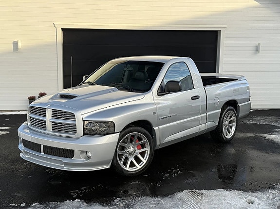 Dodge RAM SRT-10
