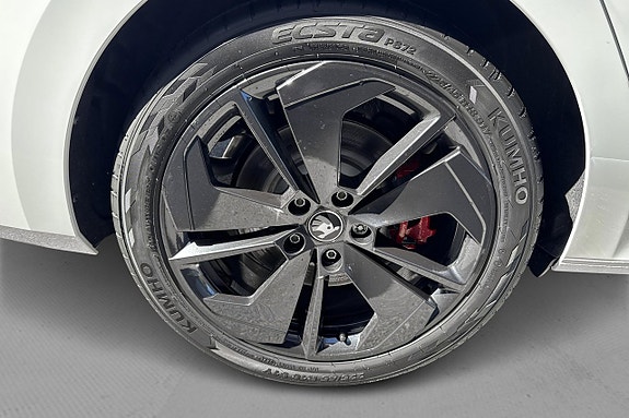 Skoda Octavia 8 of 8