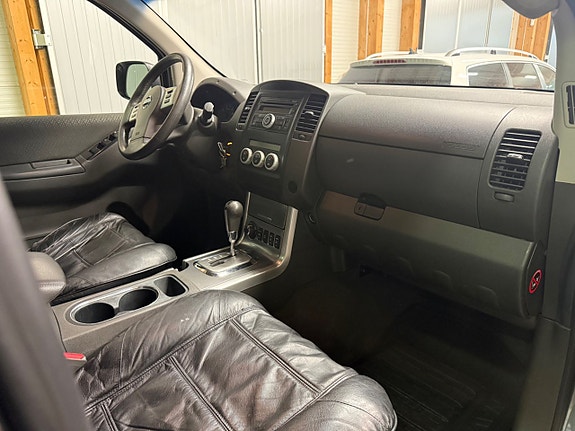 Nissan Navara 16 of 16