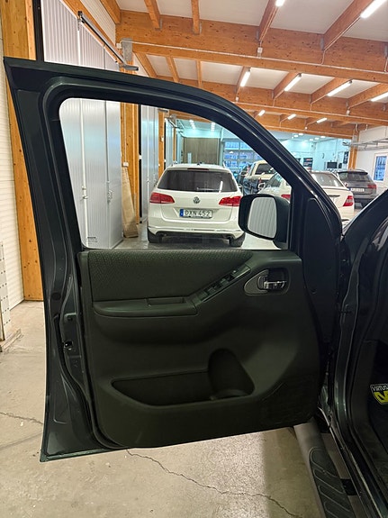 Nissan Navara 5 of 5