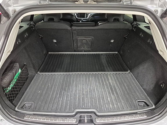 Volvo V60 8 of 8