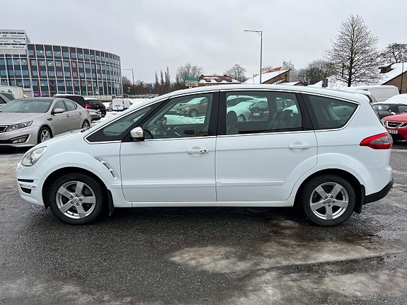 Ford S-MAX 9 of 25