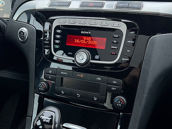 Ford S-MAX 19 of 25