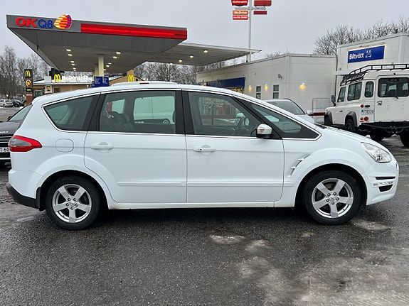 Ford S-MAX 3 of 25