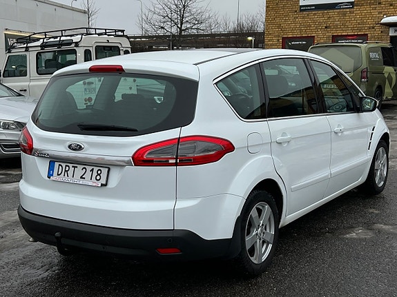 Ford S-MAX 7 of 25