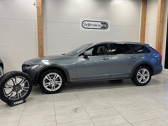 Volvo V90 Cross Country