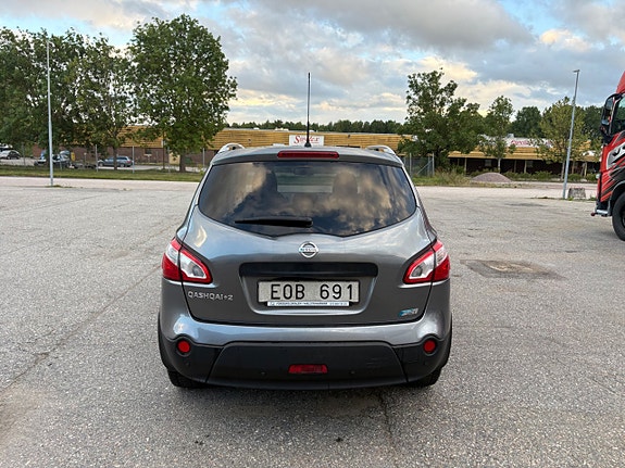 Nissan Qashqai+2 3 of 13