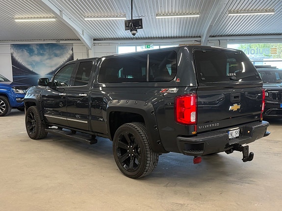 Chevrolet Silverado 1500 2 of 5