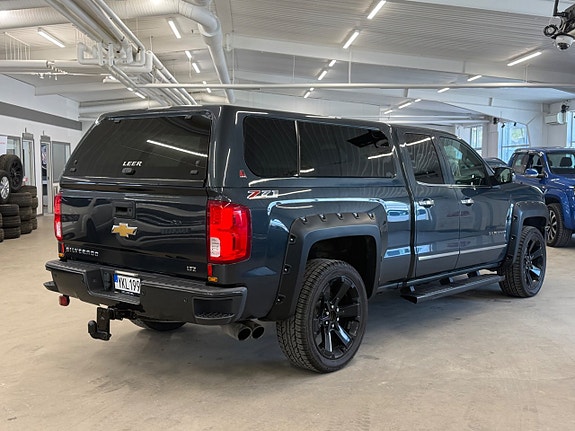 Chevrolet Silverado 1500 3 of 5