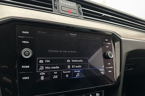 Volkswagen Passat Alltrack 19 of 29