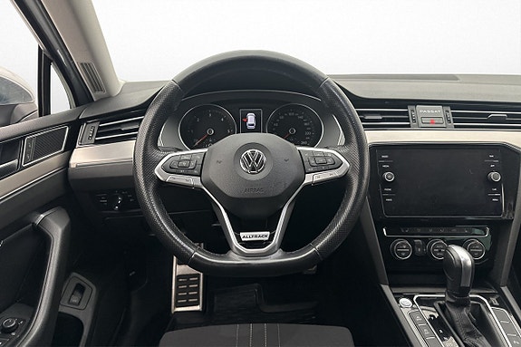 Volkswagen Passat Alltrack 10 of 29