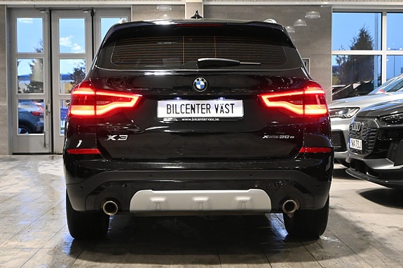 BMW X3 4 of 5
