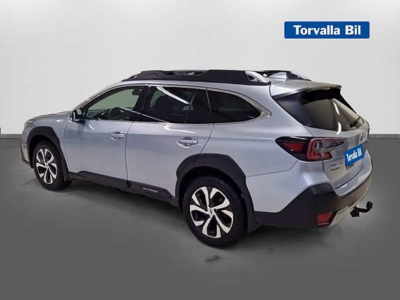 Subaru Outback 7 of 15