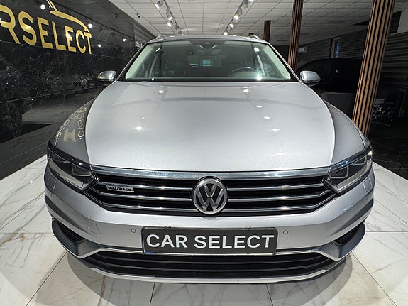 Volkswagen Passat Alltrack 10 of 29