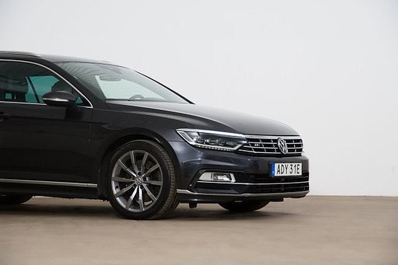 Volkswagen Passat 4 of 5
