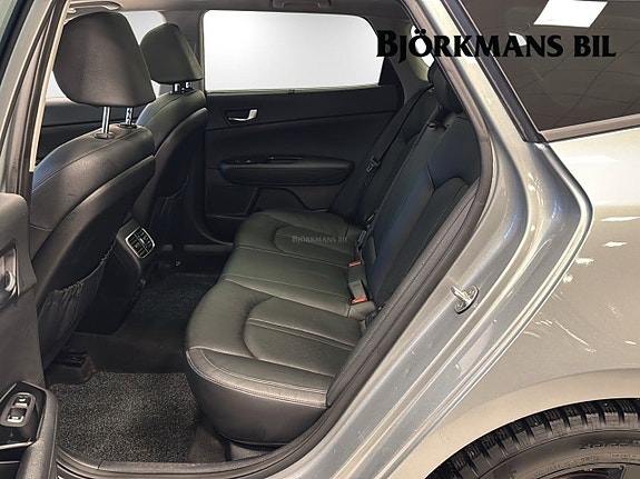 Kia Optima 9 of 16