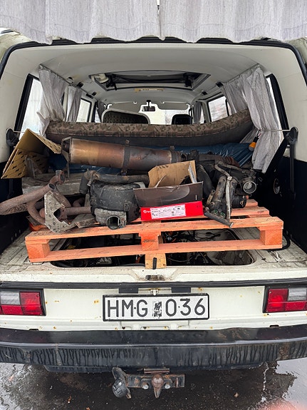 Volkswagen Caravelle 6 of 12