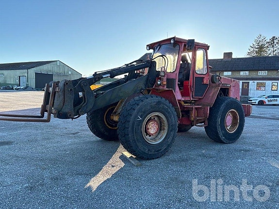 Lastmaskin Volvo 4400