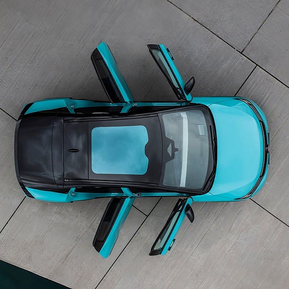 Nissan Leaf 10 of 16