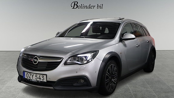 Opel Insignia Country Tourer 3 of 5