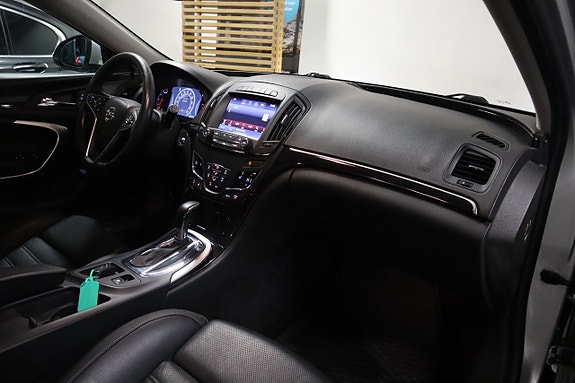 Opel Insignia Country Tourer 20 of 25