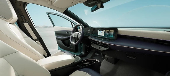 Nissan Leaf 4 of 5