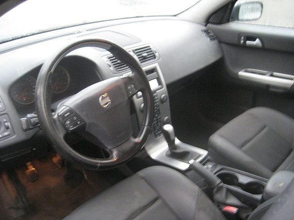 Volvo S40 6 of 11