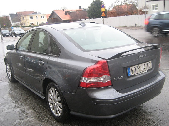 Volvo S40 4 of 5