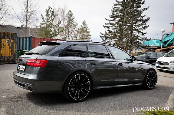 Audi A6 4 of 17