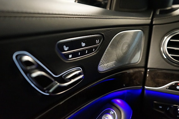 Mercedes-Benz S400 5 of 5