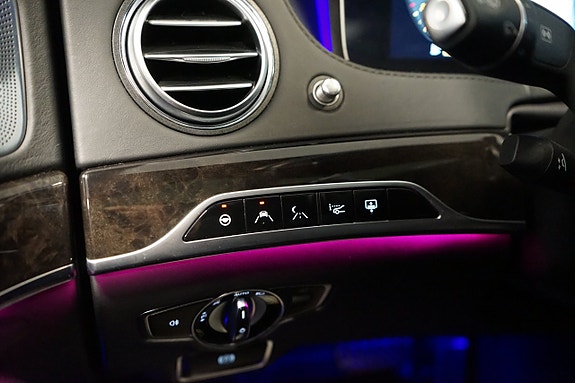 Mercedes-Benz S400 14 of 26
