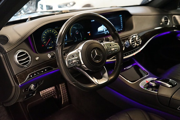 Mercedes-Benz S400 7 of 26