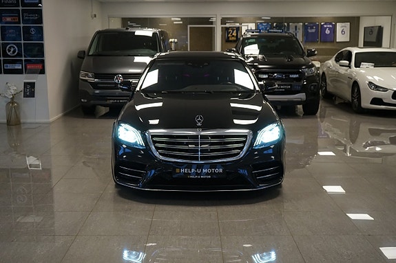 Mercedes-Benz S400 2 of 5
