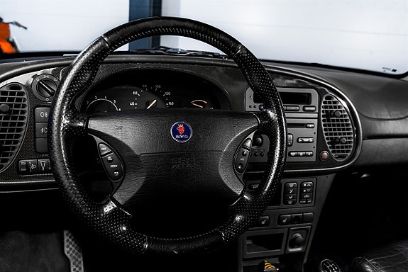 Saab 9-3 13 of 26