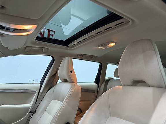 Volvo V70 8 of 13