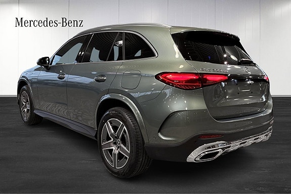 Mercedes-Benz GLC300 de 4 of 5