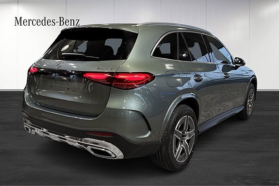 Mercedes-Benz GLC300 de 5 of 5