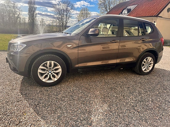 BMW X3 2 of 5