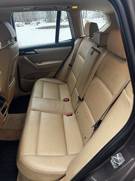 BMW X3 11 of 18