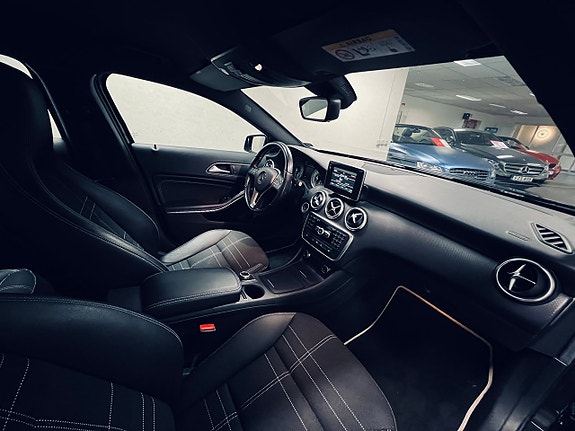 Mercedes-Benz A180 12 of 26