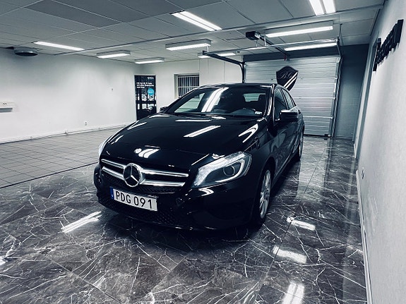 Mercedes-Benz A180 7 of 26