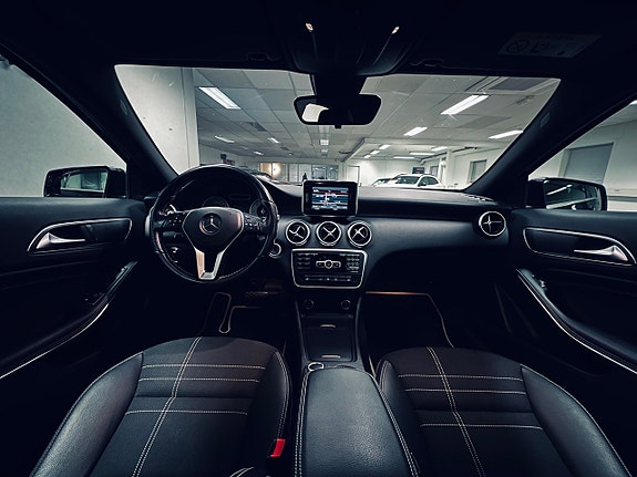 Mercedes-Benz A180 8 of 26